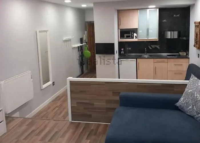 Imeda Estudios Valles Con Parking Lejlighed *